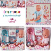 Baby Gadi Çiş Yapan Altını Islatan Oyuncak Bebek Çocuğunuz bu bebek seti ile çok eğlenecek